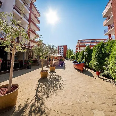 Fort Noks Grand Panorama Fort Beach - B2-room-333 Apartament